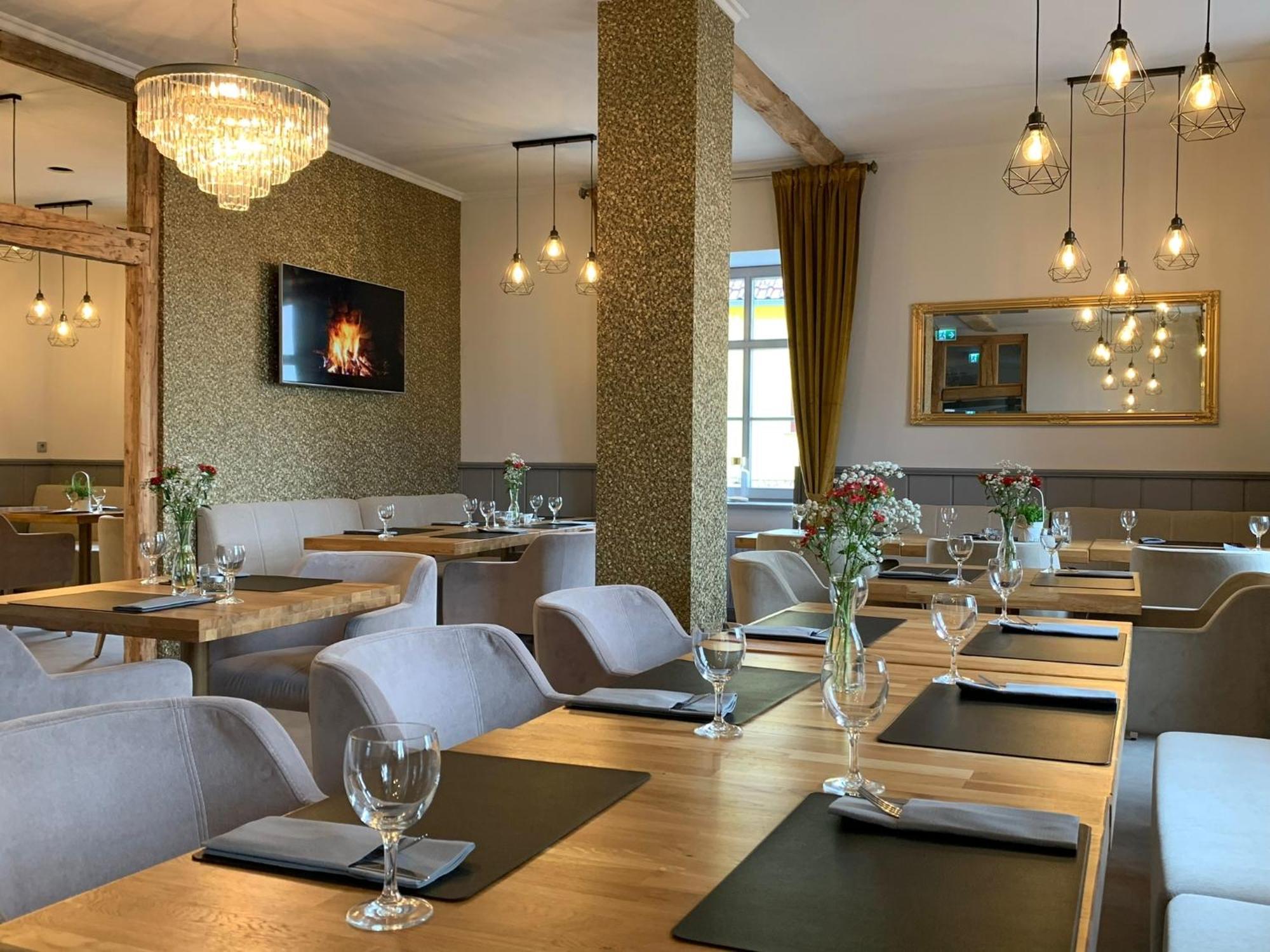 Hotel Zur Kaiserpfalz Wohlmirstedt المظهر الخارجي الصورة